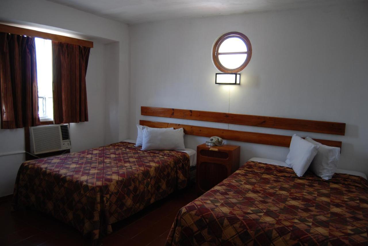 Hotel Alux Cancun Oda fotoğraf